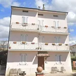 La Casina Vacanze Assisi 3*